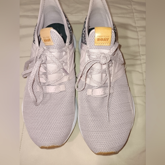 New Balance Women's Mauve and Leopard Sneakers - Picture 2 of 6